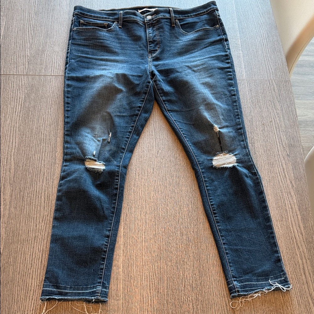 Levi’s 311 Dark Blue Distressed Women’s Skinny Jeans - Size 34
